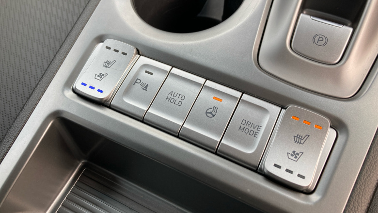 Hyundai Kona 150kW Premium SE 64kWh 5dr Auto Electric Hatchback